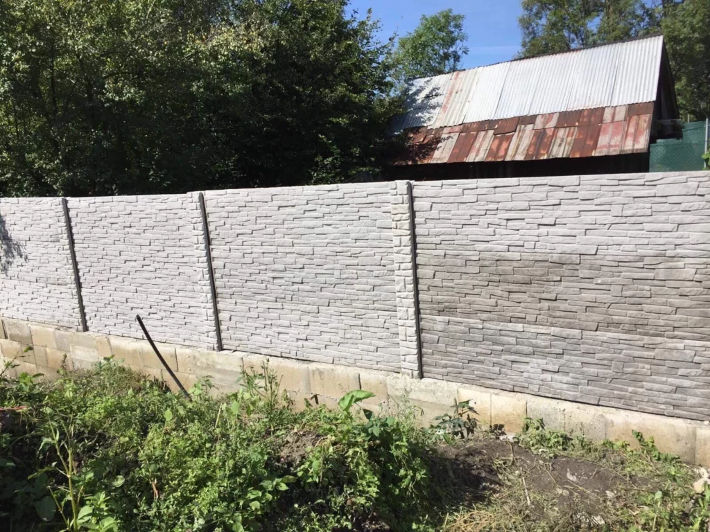 Realizácia Oravská Polhora - Betónový plot vzor číslo 1 30.08.2019 - 5
