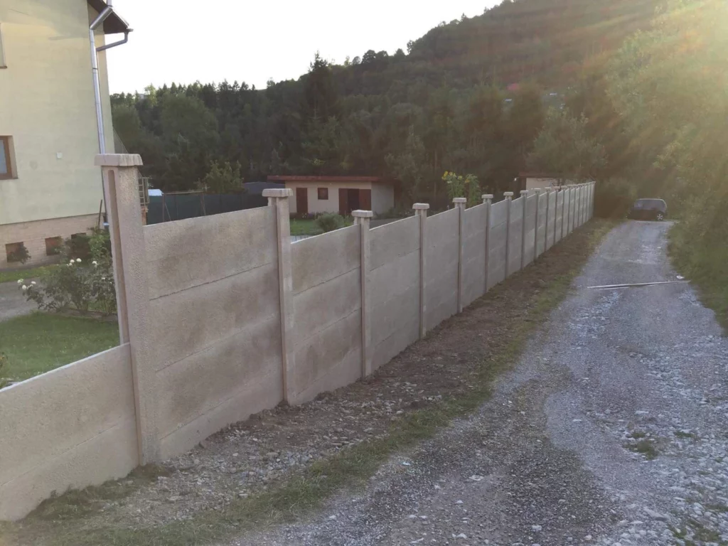 Realizácia Tvrdošín - Betónový plot vzor číslo 1 17.08.2019 - 4