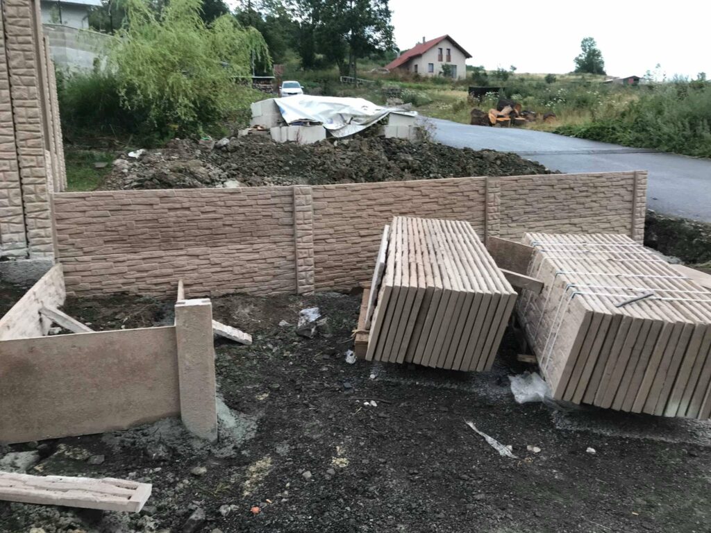Realizácia Tvrdošín - Betónový plot vzor číslo 1 05.08.2019 - 2