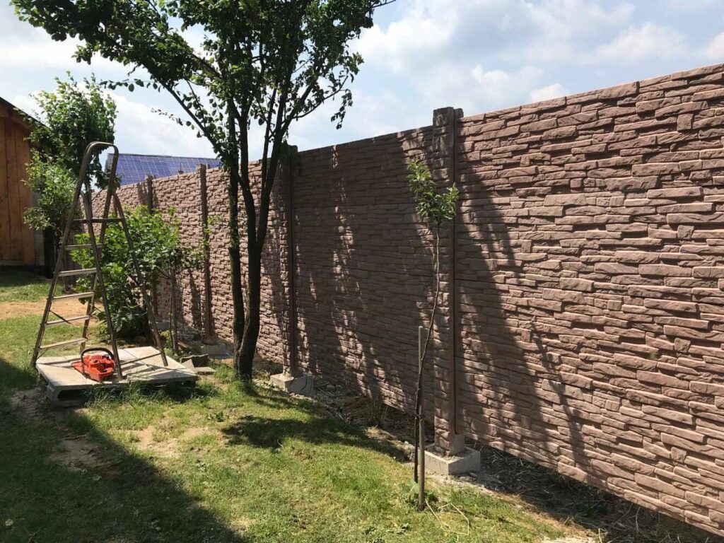 Realizácia Krívá - Betónový plot vzor číslo 1 15.06. 2019 - 2