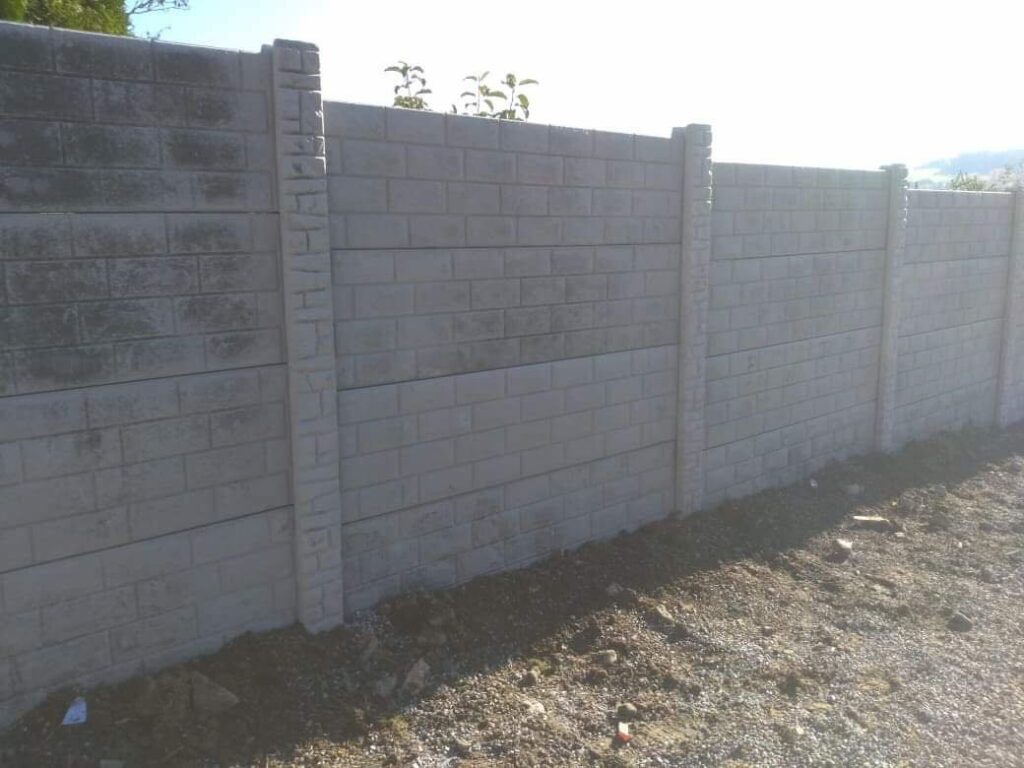 Realizácia Oravská Polhora- Betónový plot vzor číslo 8 16.11..2018 - 2