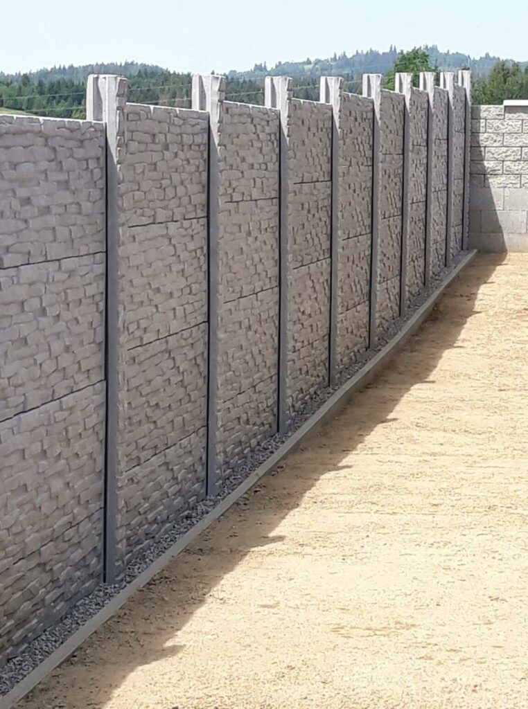 Realizácia Rabčice - Betónový plot vzor číslo 1 13.07.2017 - 4