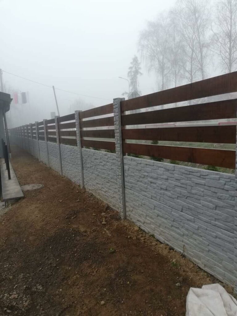 Realizácia Trstená - Betónový plot vzor číslo 1 20.04.2019 - 2