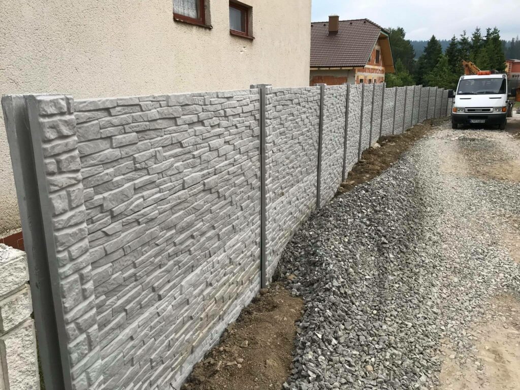 Realizácia Rabča - Betónový plot vzor číslo 1 28.05.2019 - 4
